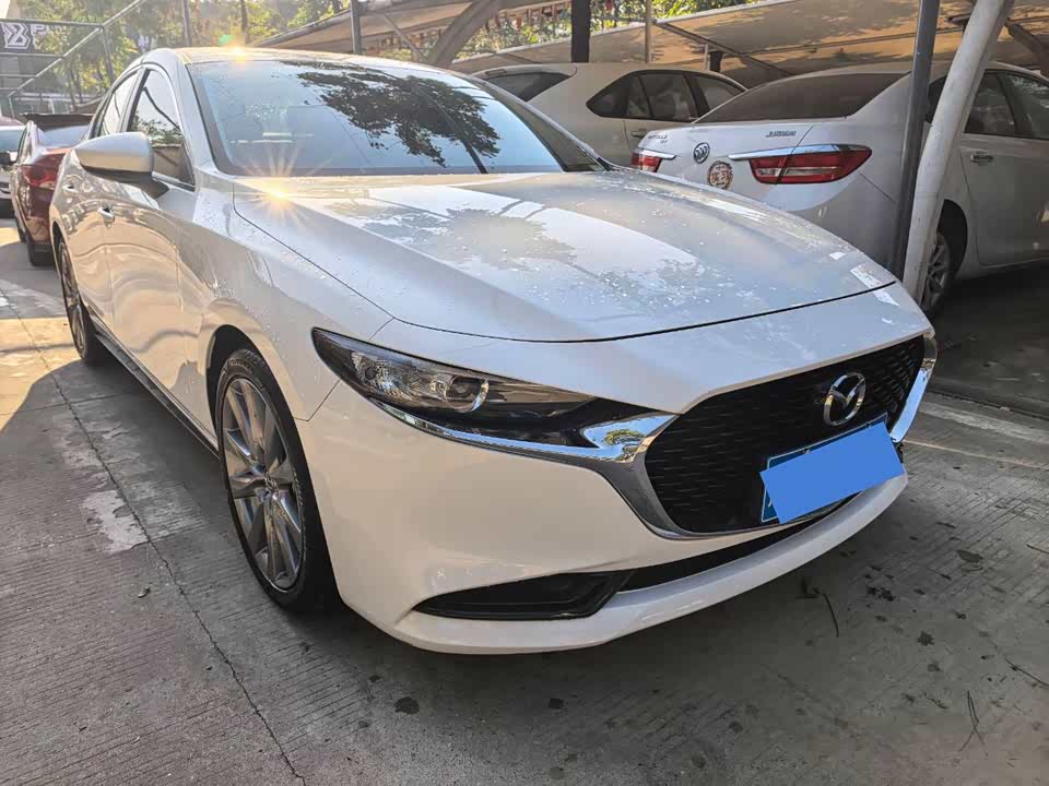 Mazda 3 Angkesaila