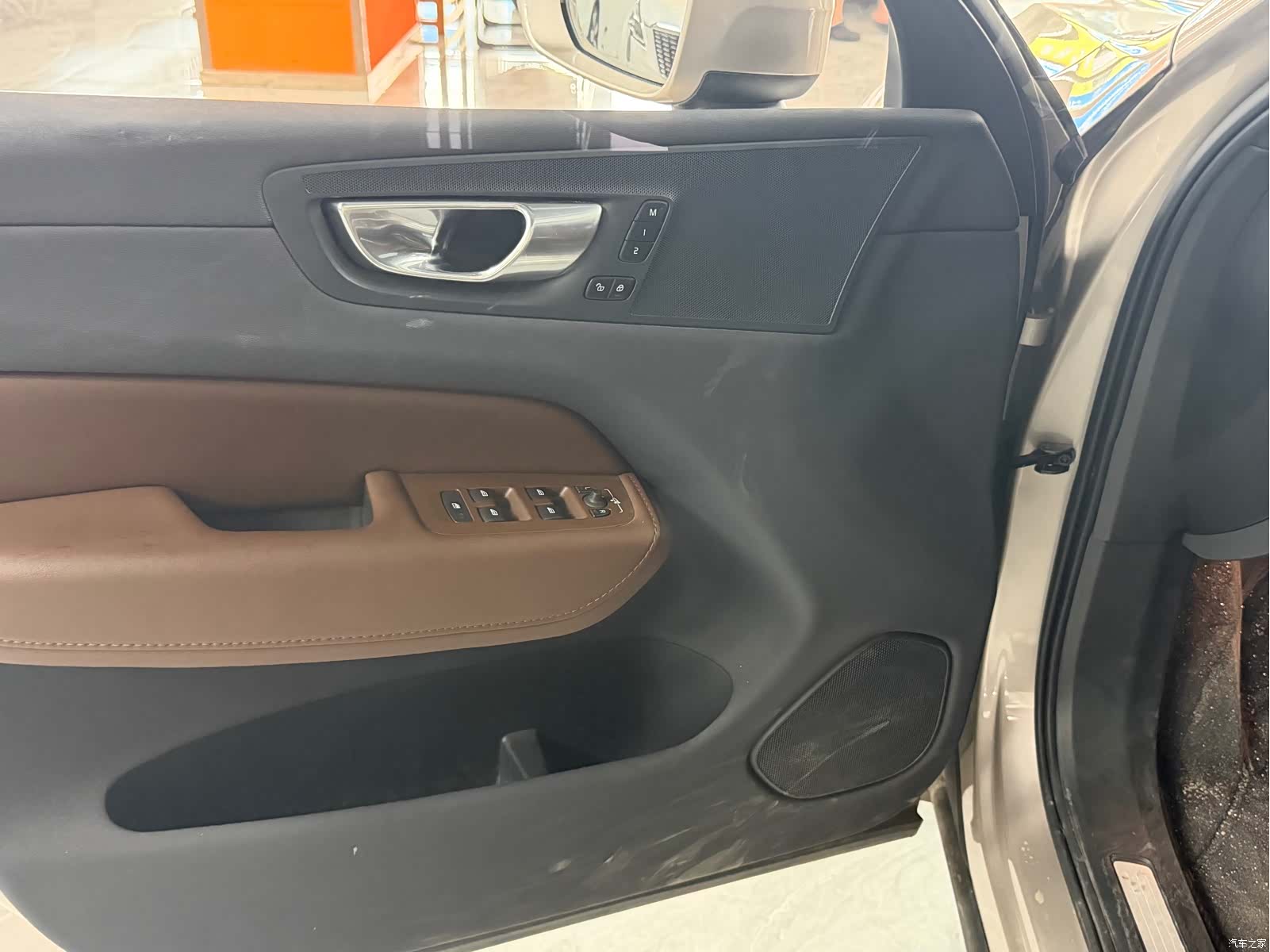 Volvo XC60, 2024 4