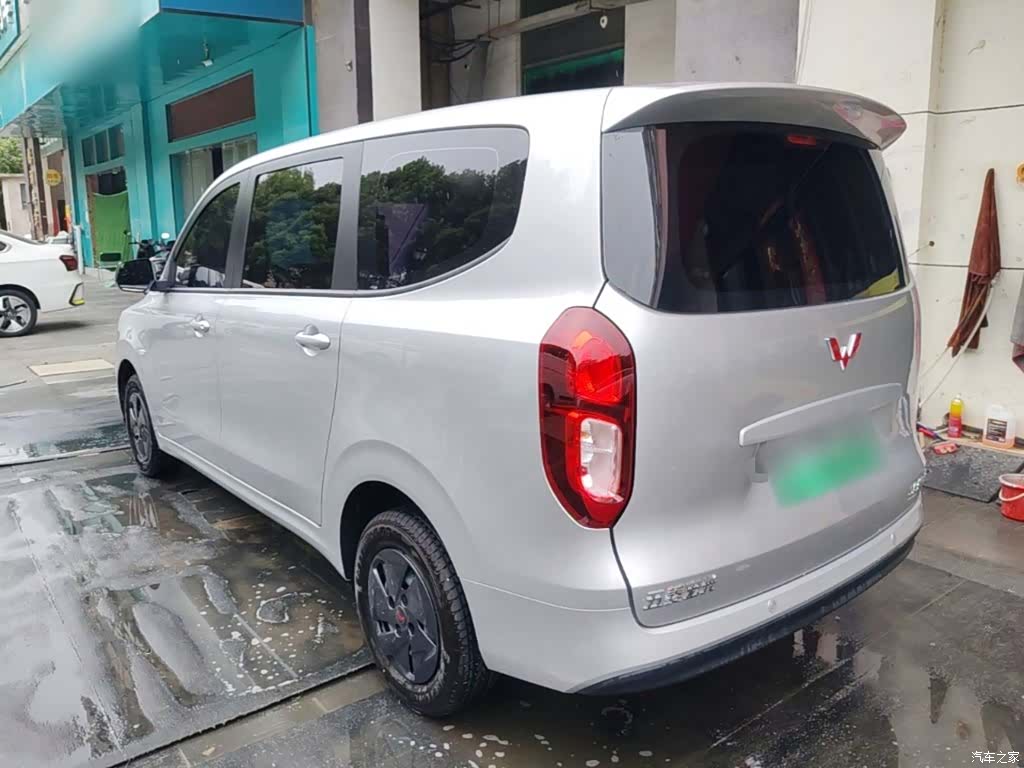 Wuling Hongguang, 2025 все фото