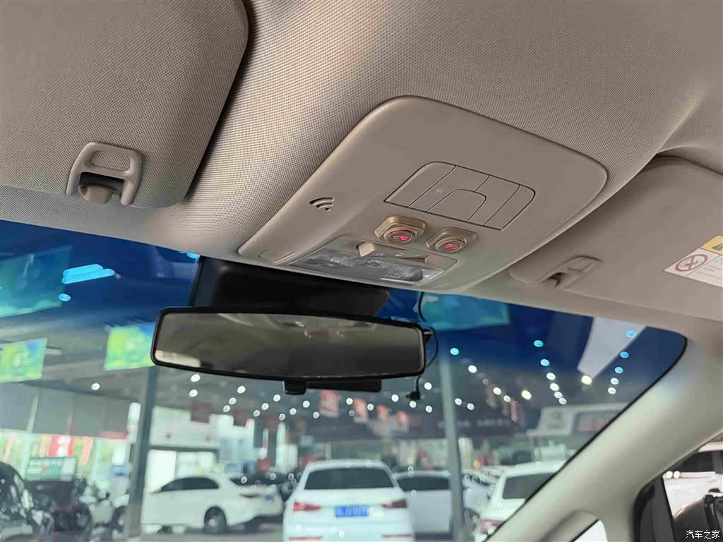 Buick GL8, 2022 13