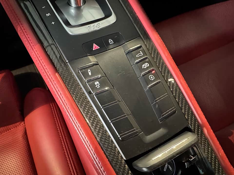 Porsche 718 Porsche 718
