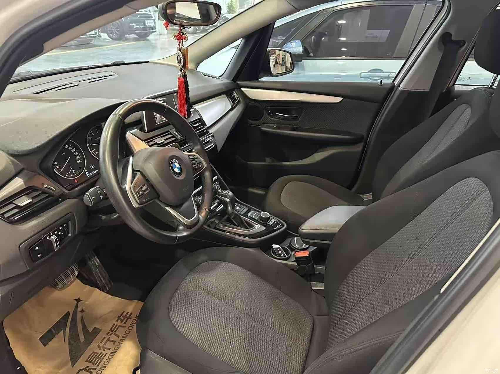 BMW 2 Series, 2015 12