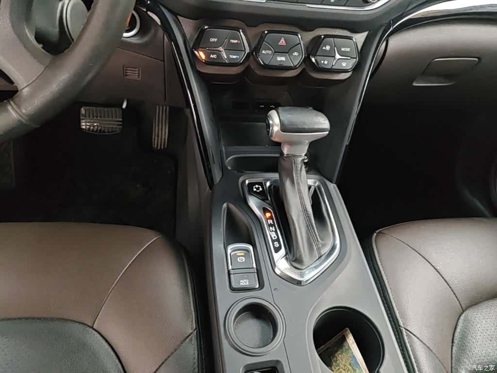 GAC GS4, 2016 14