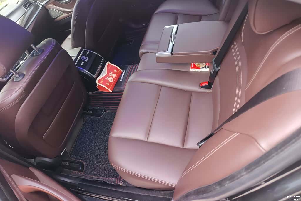 BMW 5 Series, 2015 11