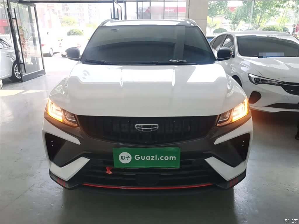 Geely Coolray, 2023 3