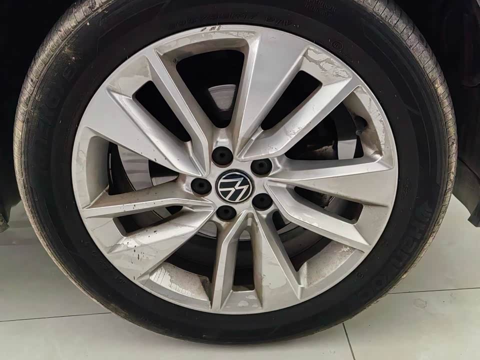 Volkswagen Tu Kai