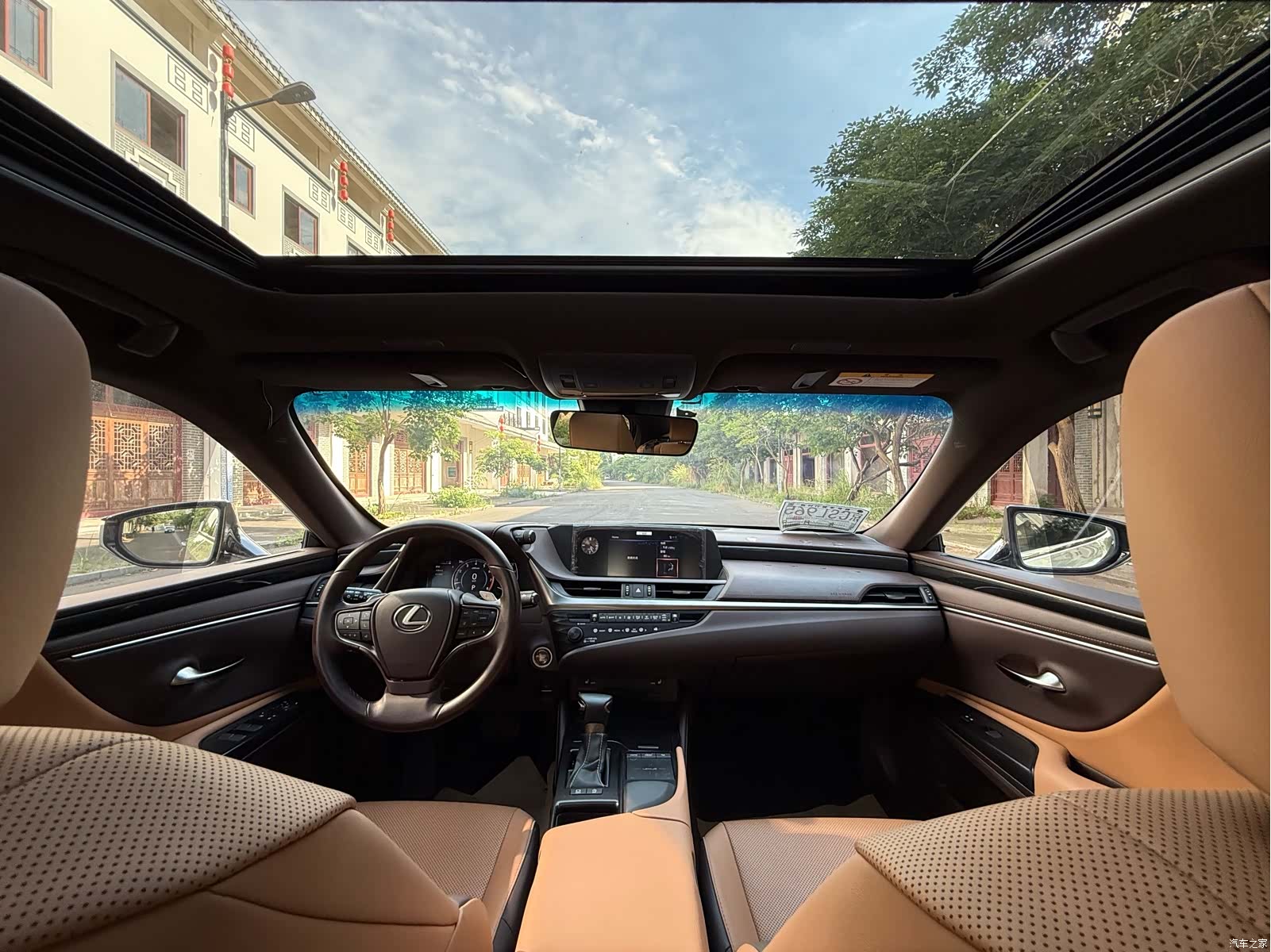 Lexus ES, 2019 6