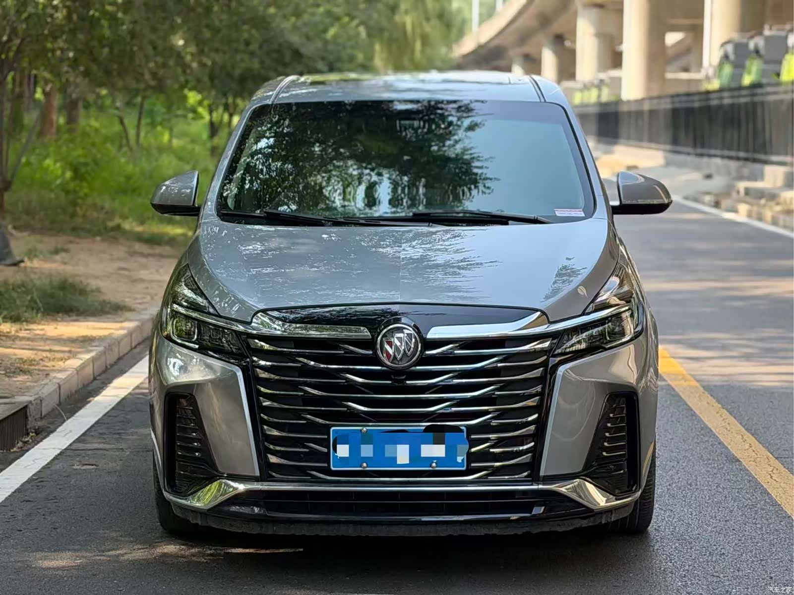Buick GL8, 2023 2