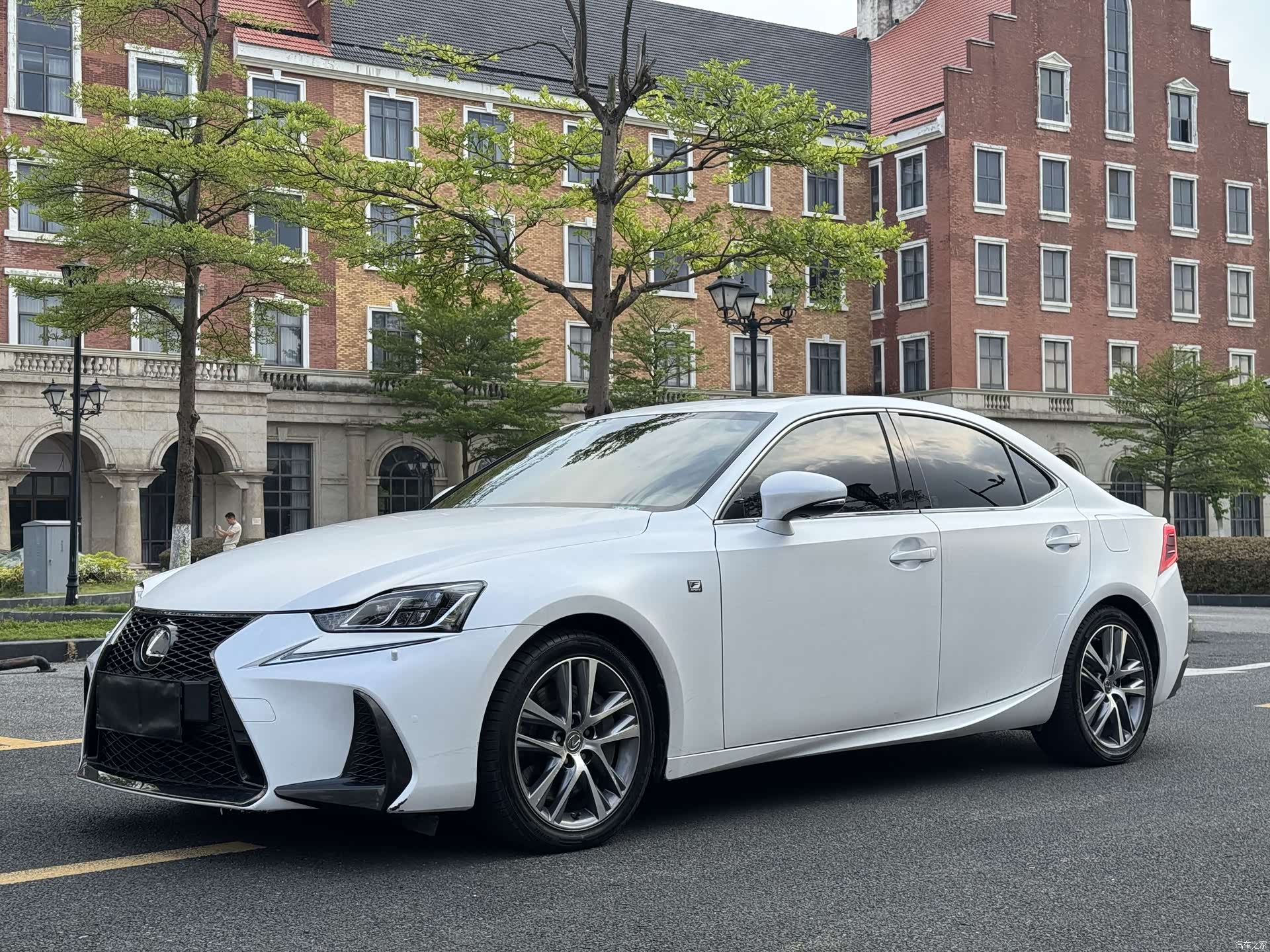 Lexus IS, 2018 2