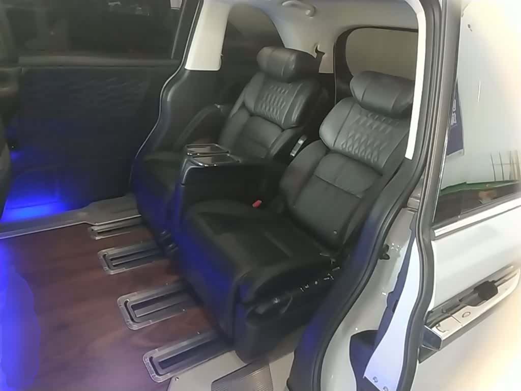 Honda Elysion, 2024 17