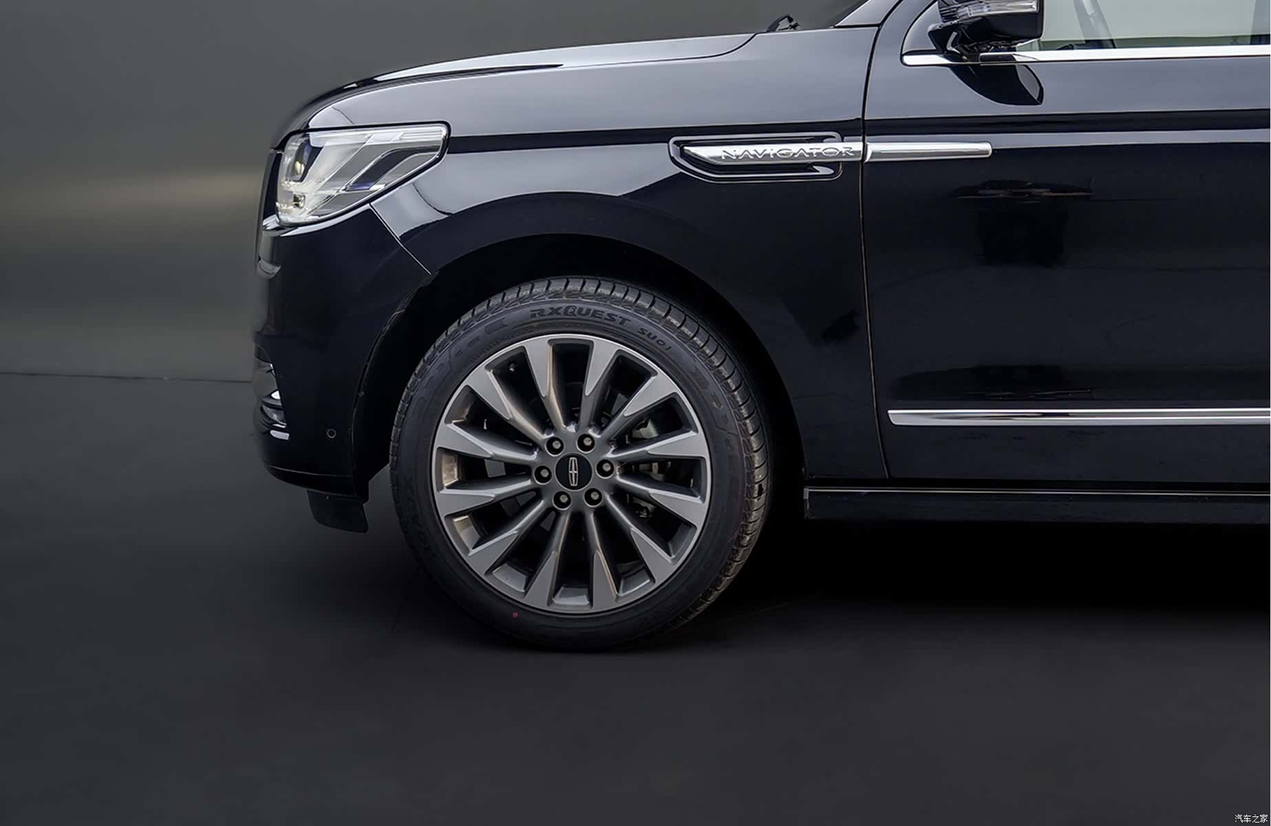 Lincoln Navigator, 2020 все фото