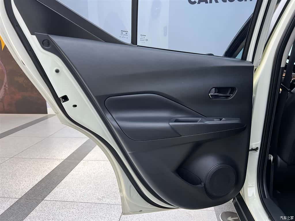Nissan Kicks, 2023 8