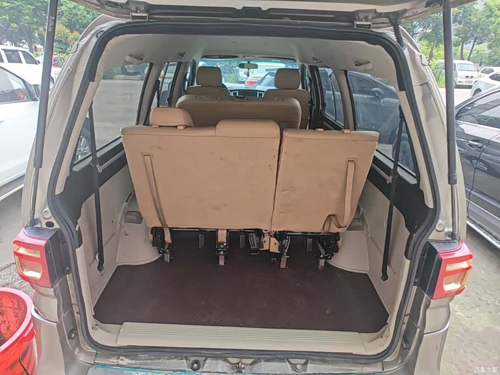 DongFeng M5, 2019 19