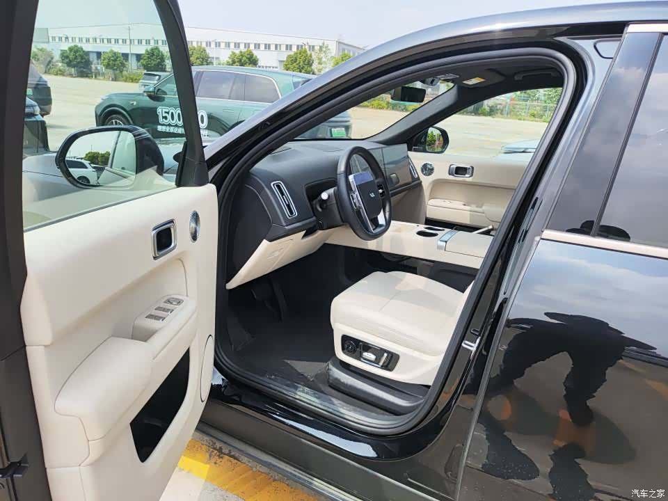 Li Auto L9, 2025 все фото