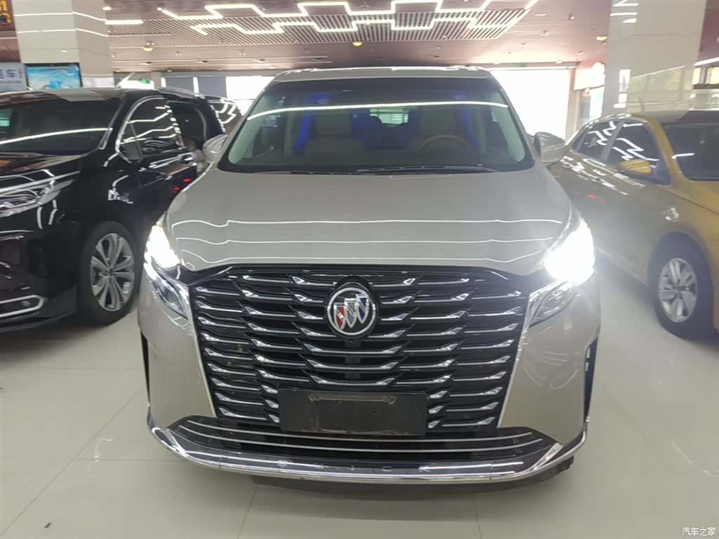 Buick GL8, 2023 3