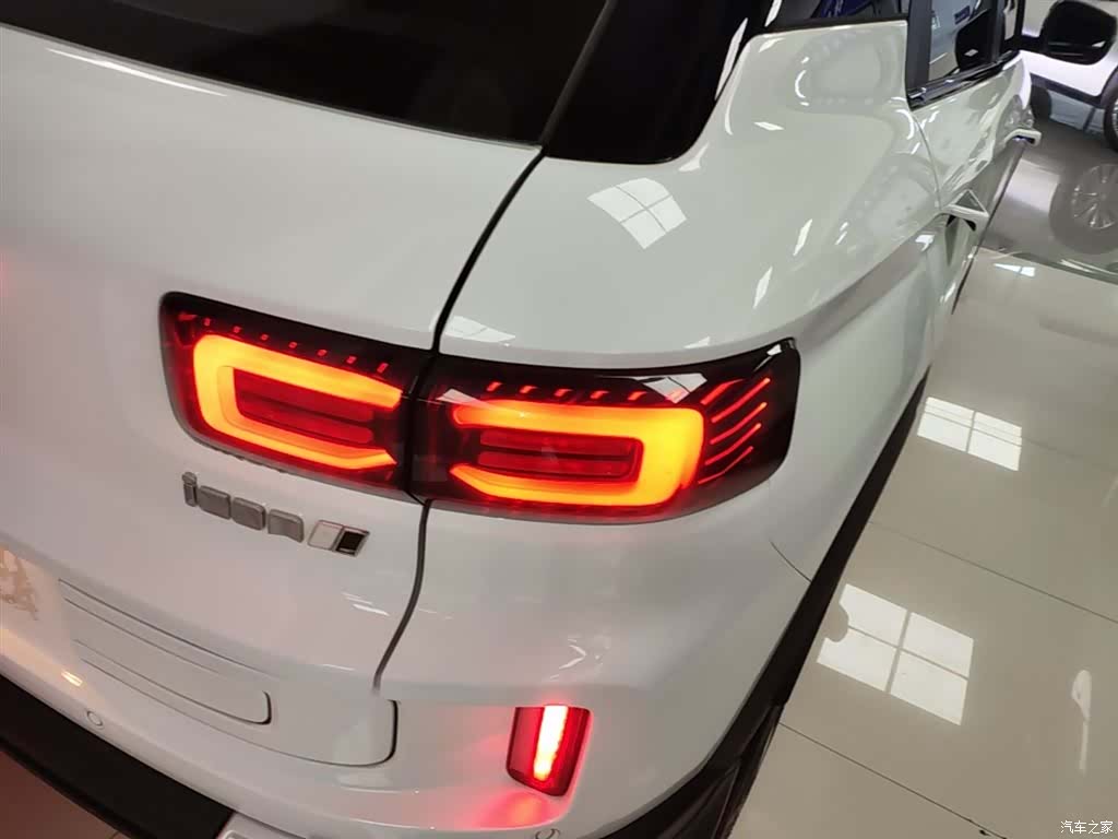 Geely Icon, 2024 8