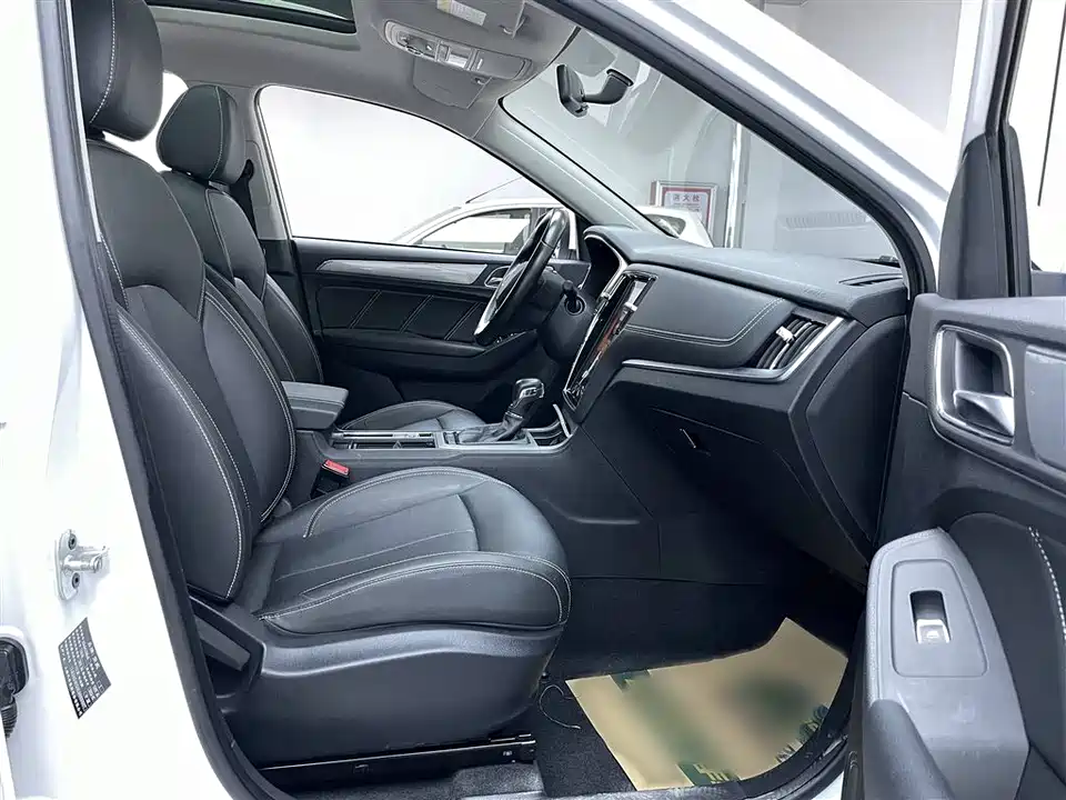 Roewe RX5 Roewe RX5