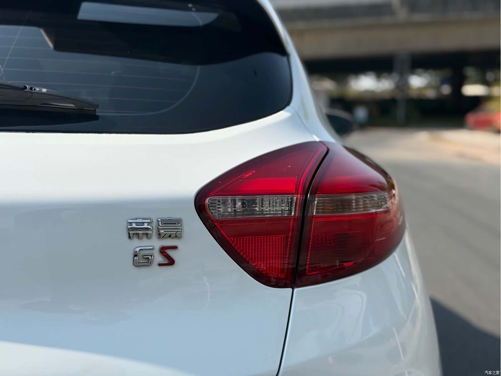 Geely Emgrand, 2018 17