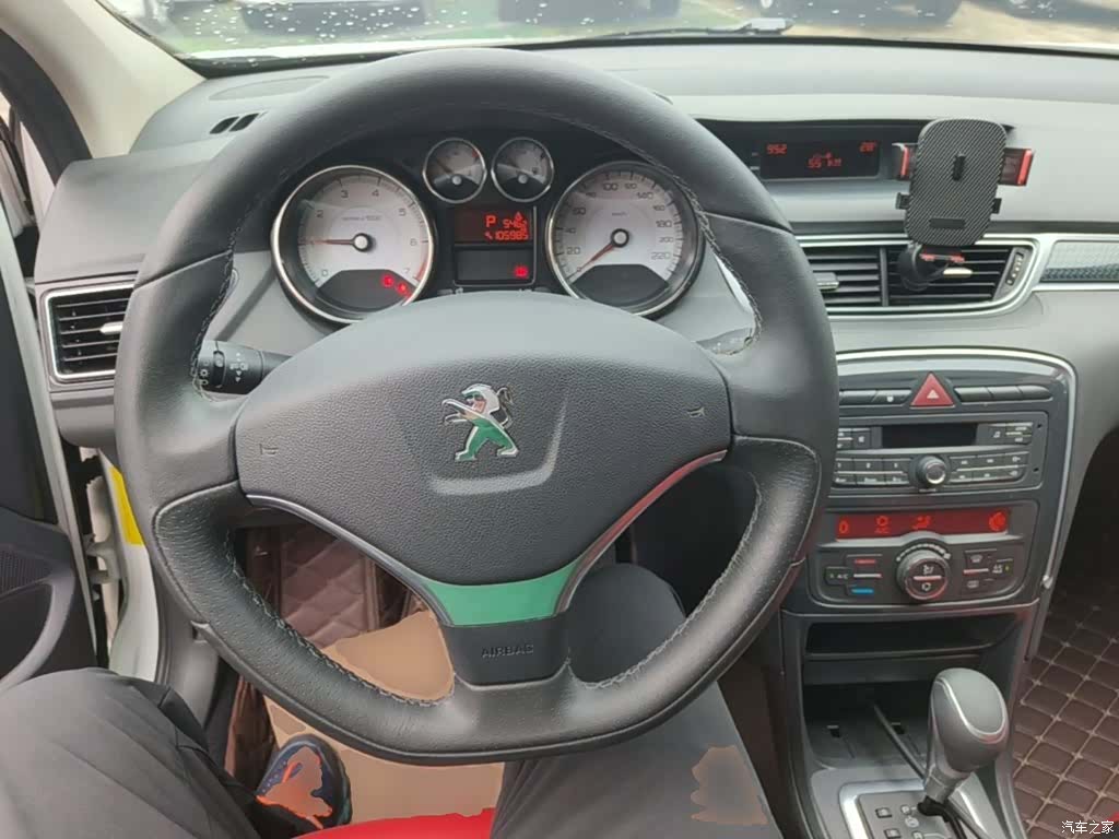 Peugeot 308, 2014 6