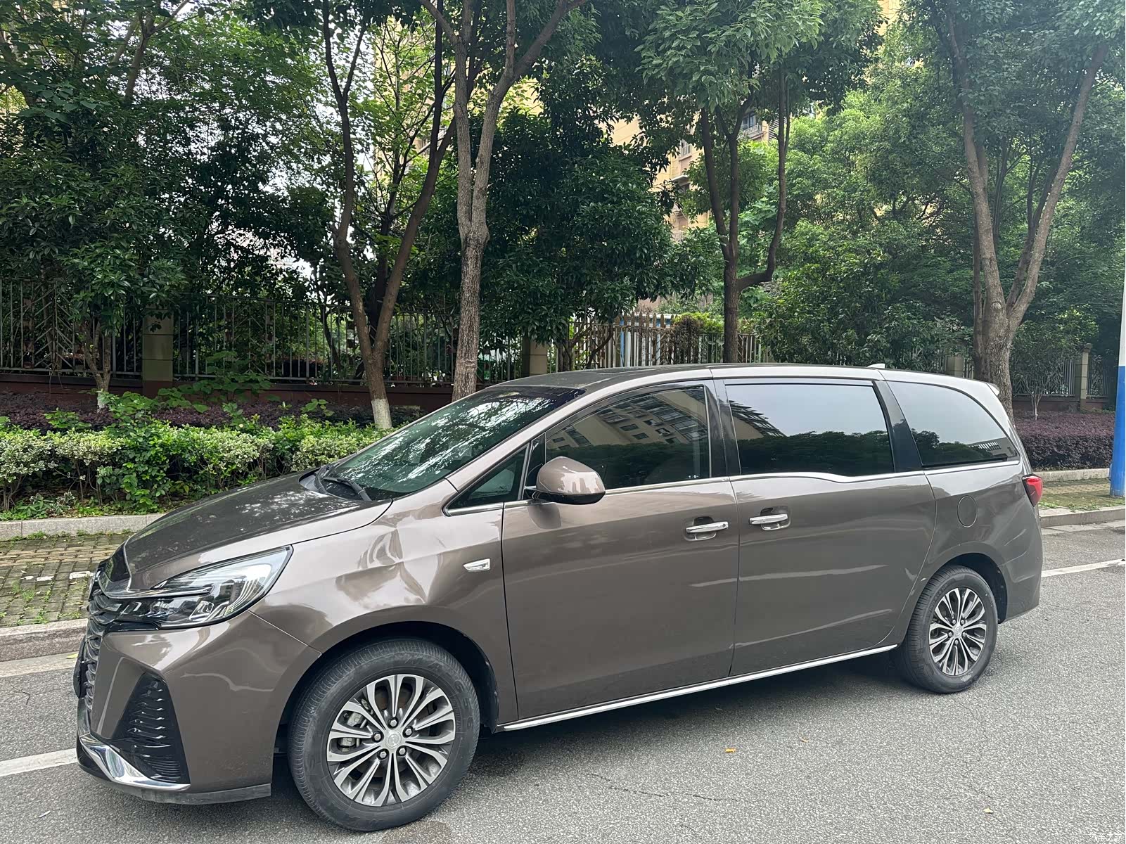 Buick GL8, 2022 все фото
