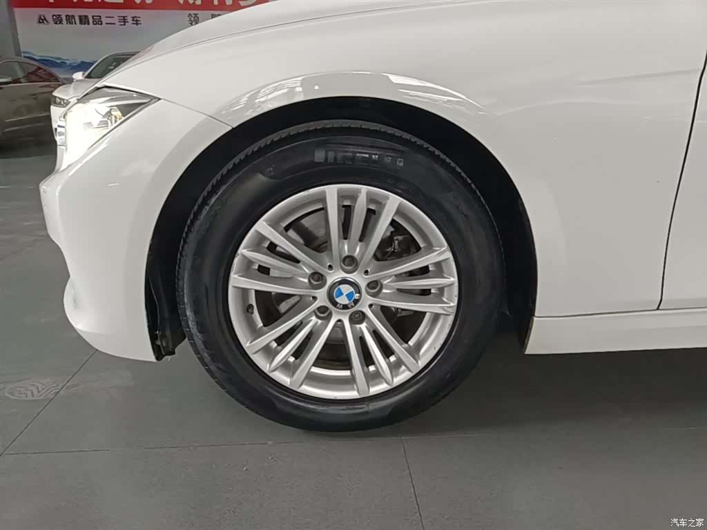 BMW 3 Series, 2015 23