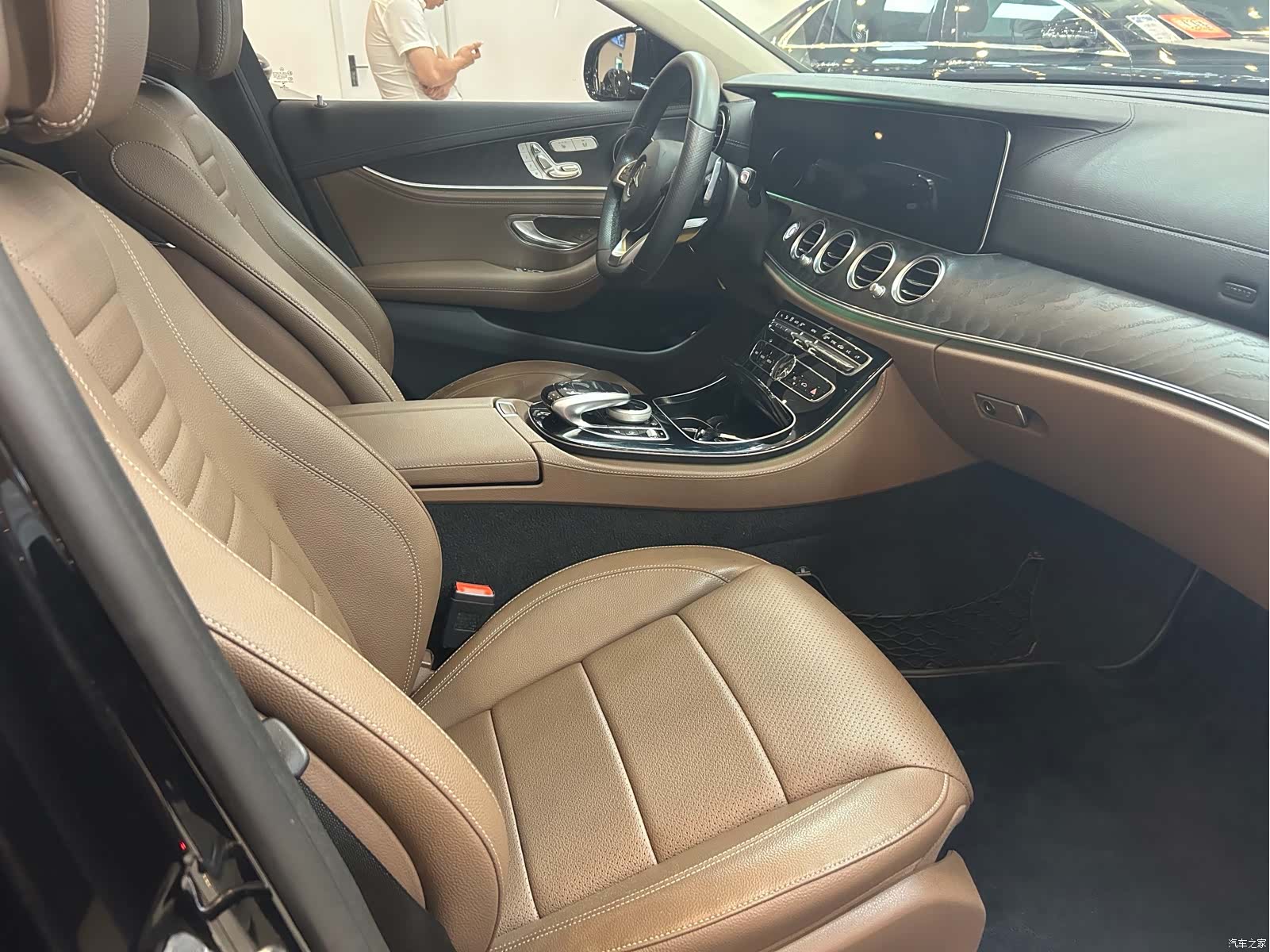 Mercedes-Benz E-Class, 2017 16