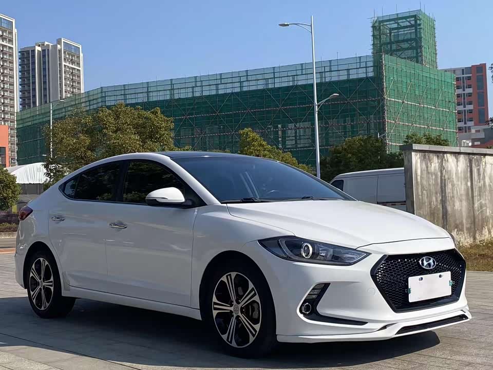 Hyundai Lead
