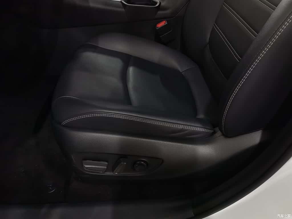 Toyota RAV4, 2024 20