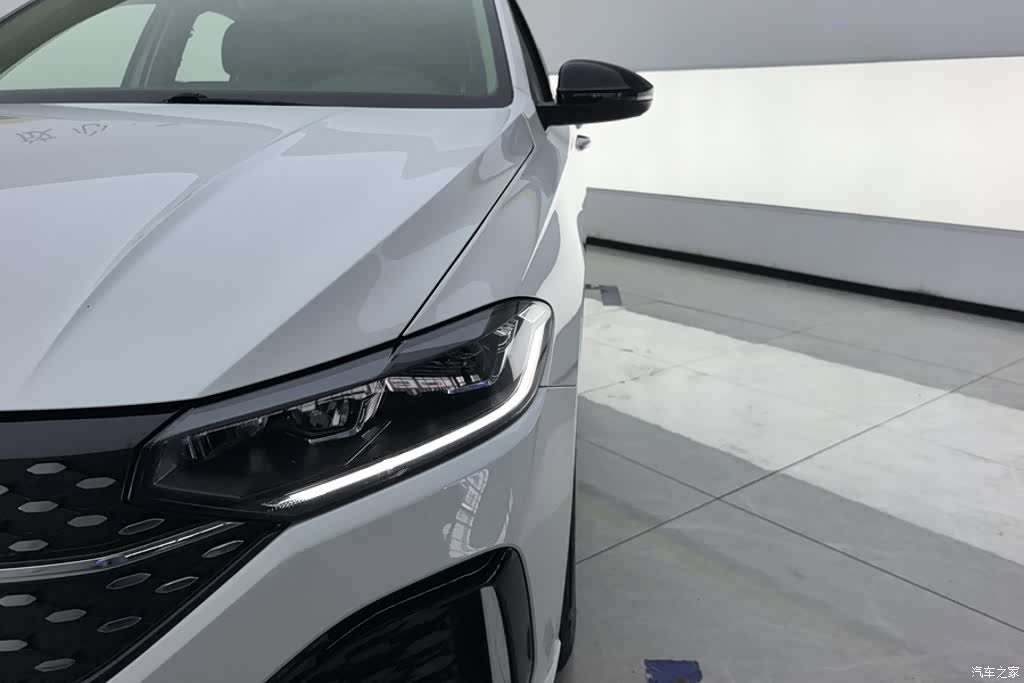 Volkswagen Lavida, 2024 все фото