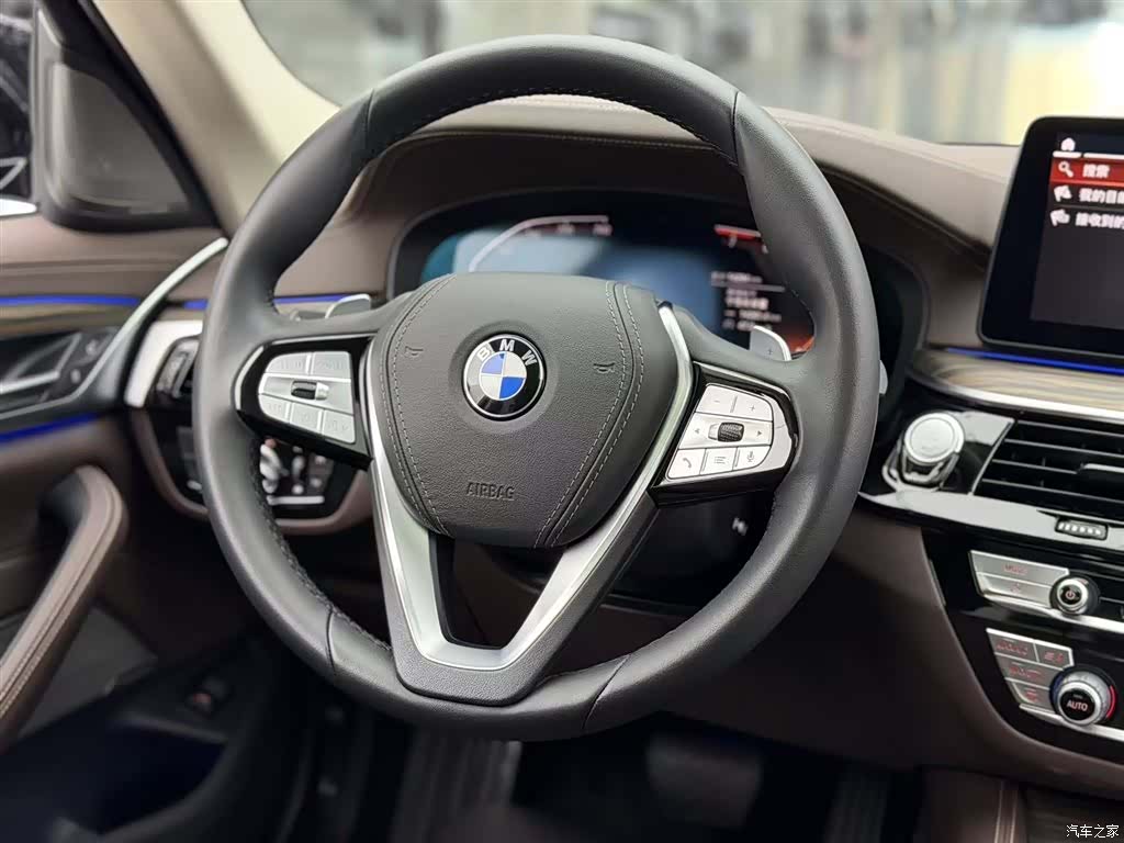 BMW 5 Series, 2023 13