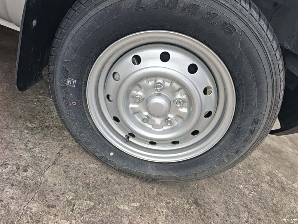 Wuling 1.5LLAR, 2025 14