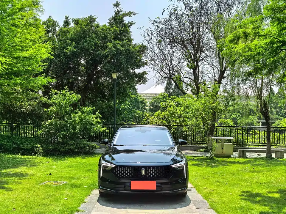 Besturn B70