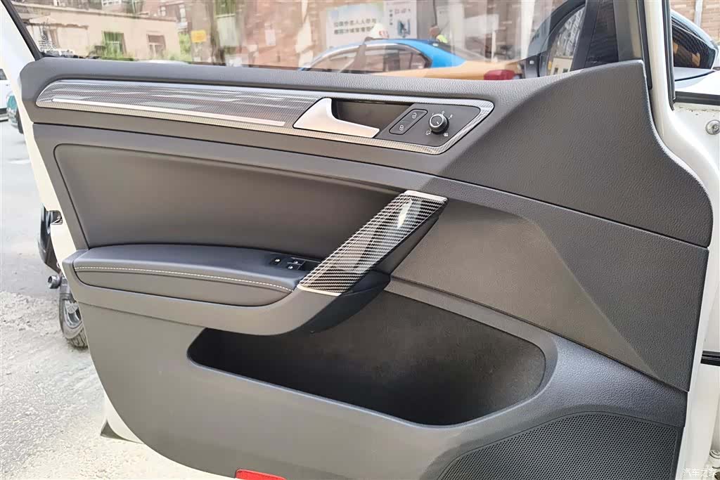 Volkswagen Golf, 2020 7