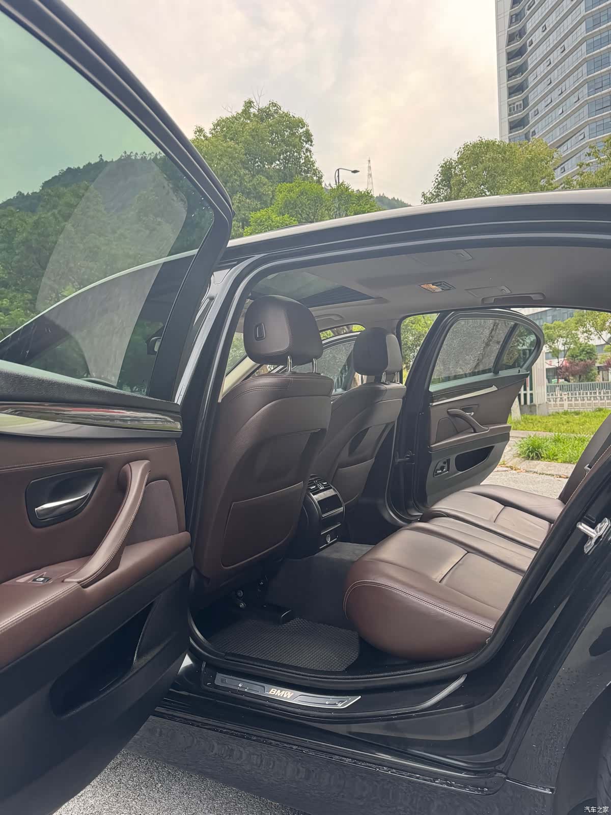 BMW 5 Series, 2016 13