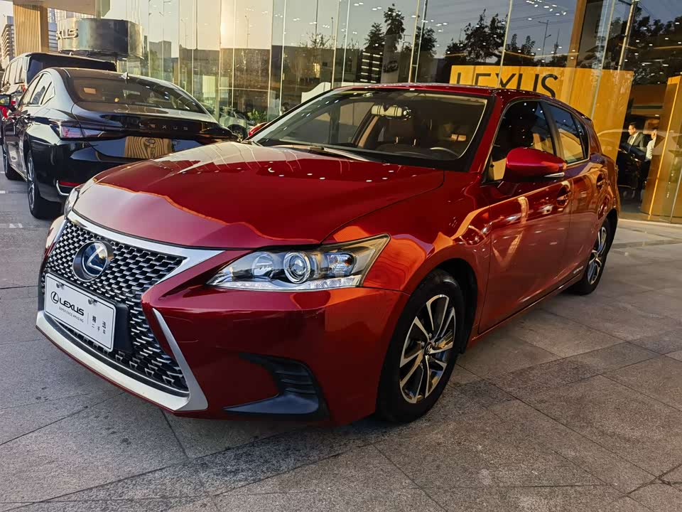 Lexus CT