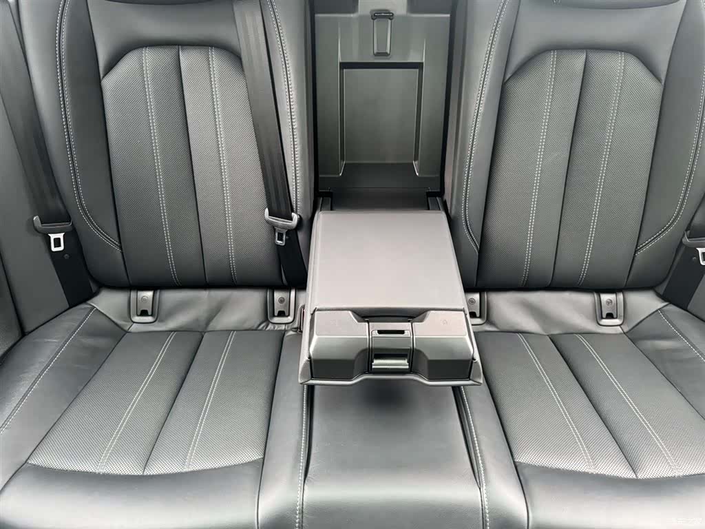 Audi A4L, 2023 6