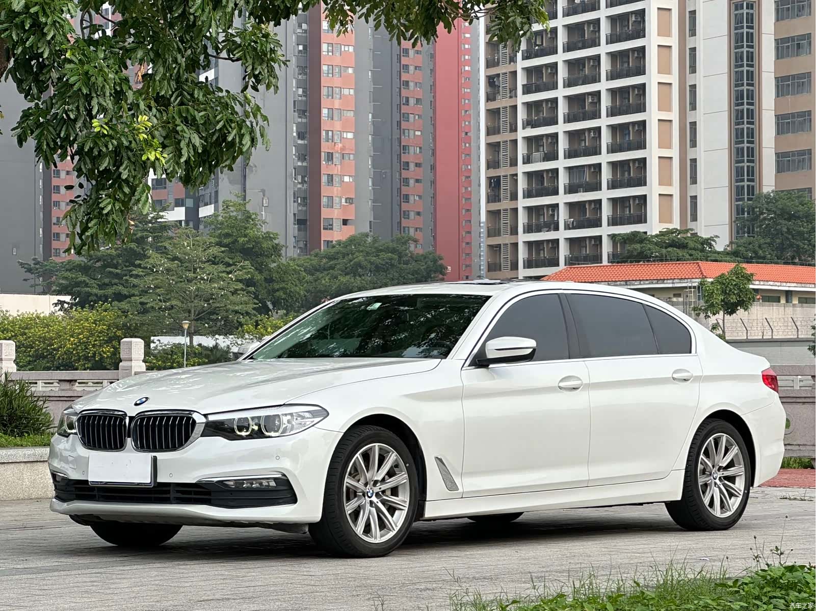 BMW 5 Series, 2018 1