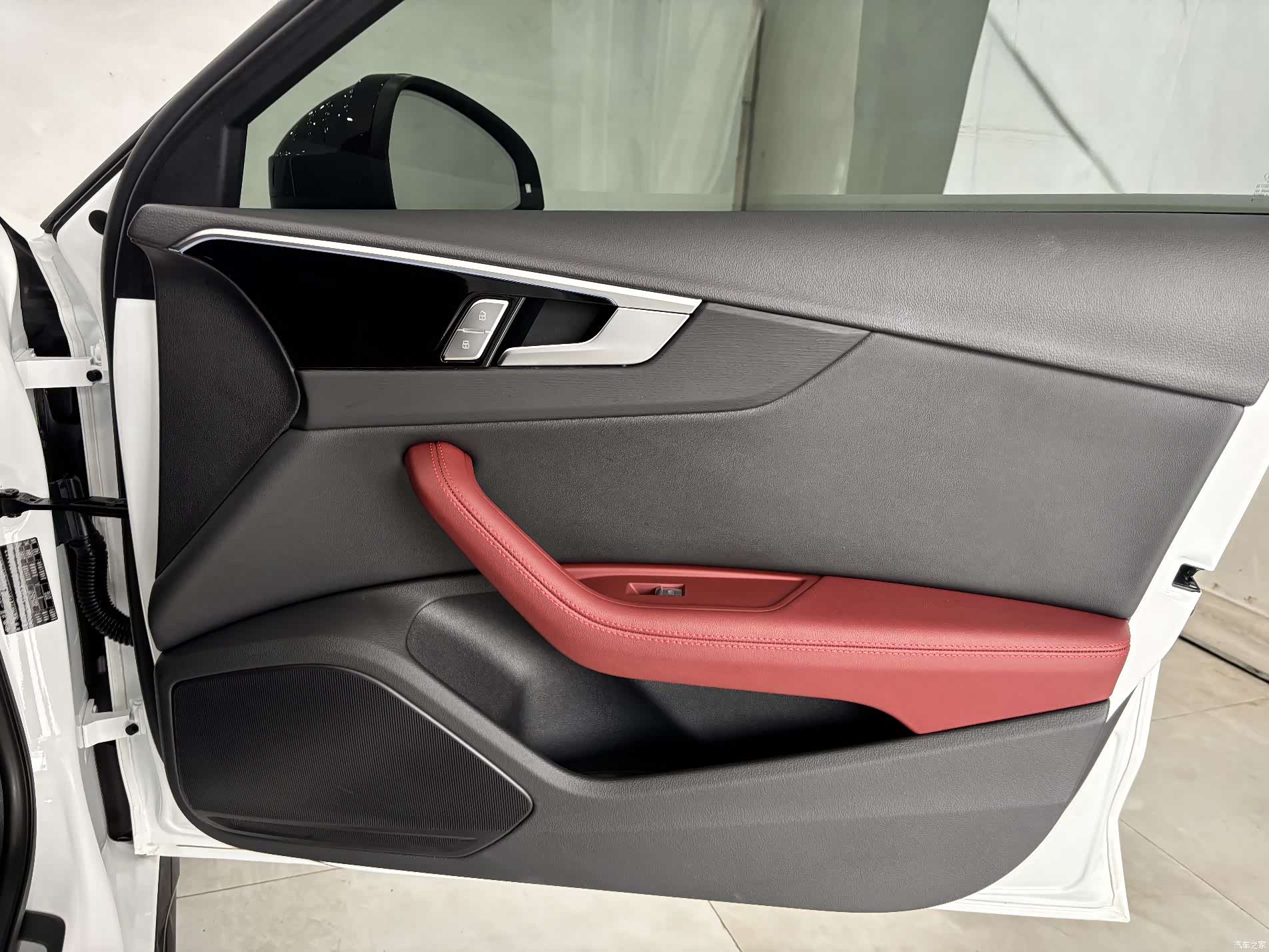 Audi A4L, 2025 26