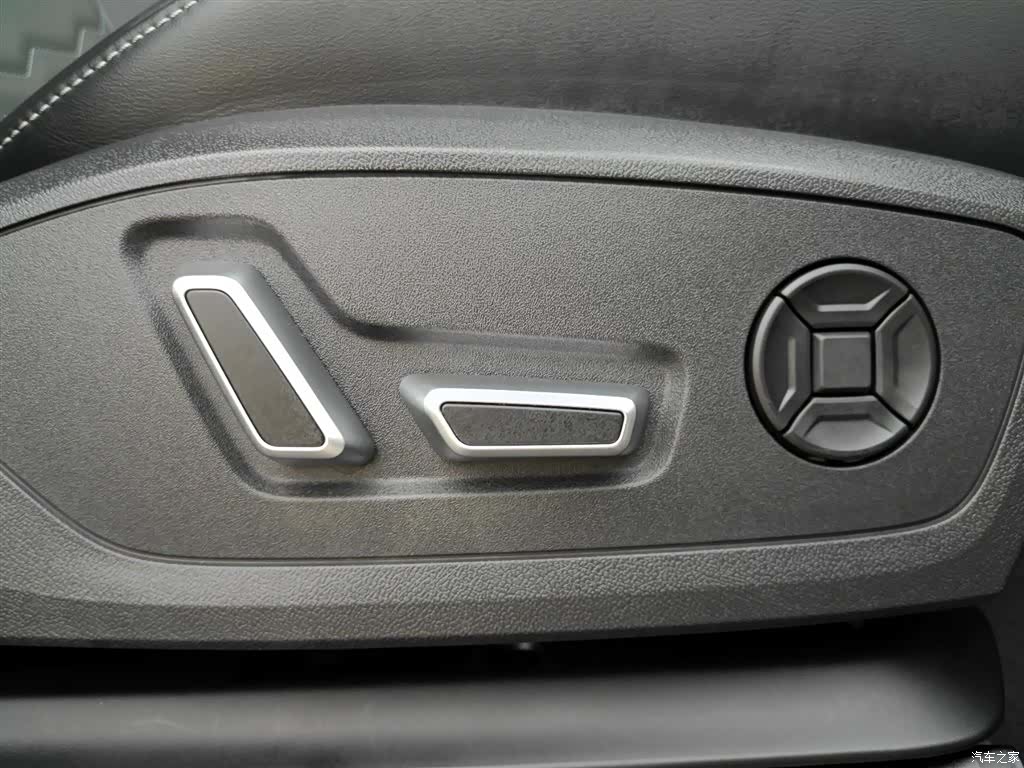 Audi e-tron, 2025 21