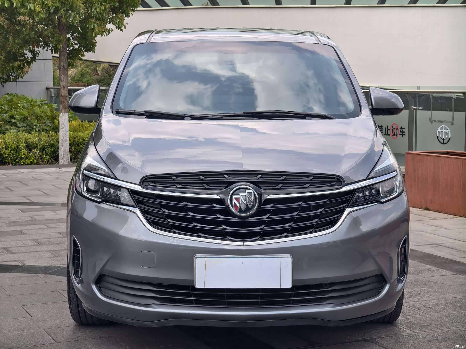 Buick GL8, 2021 2