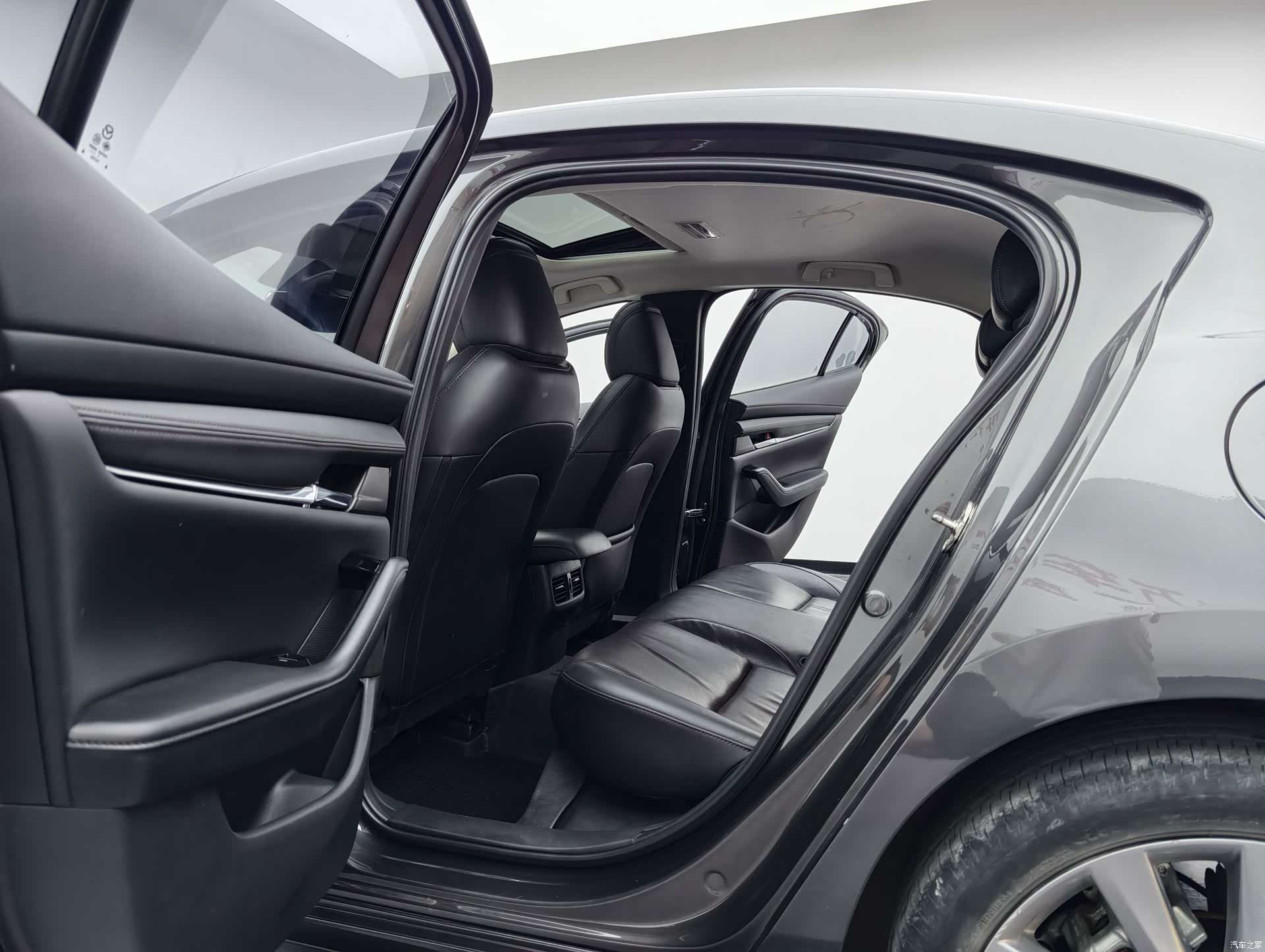 Mazda Mazda3, 2021 11