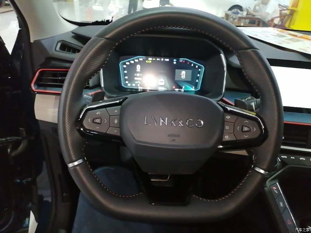 Lynk & Co 02, 2021 11