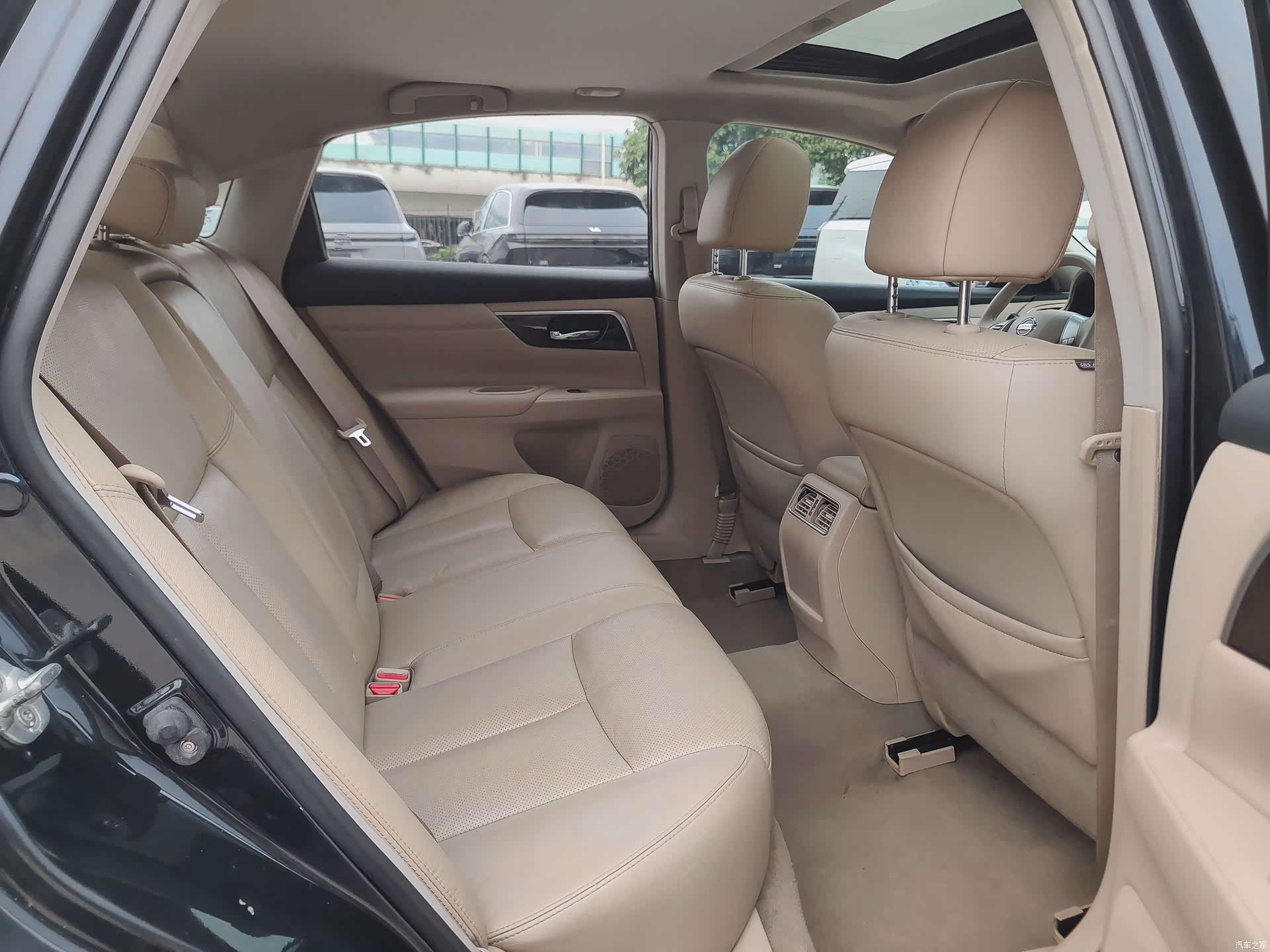 Nissan Teana, 2016 11
