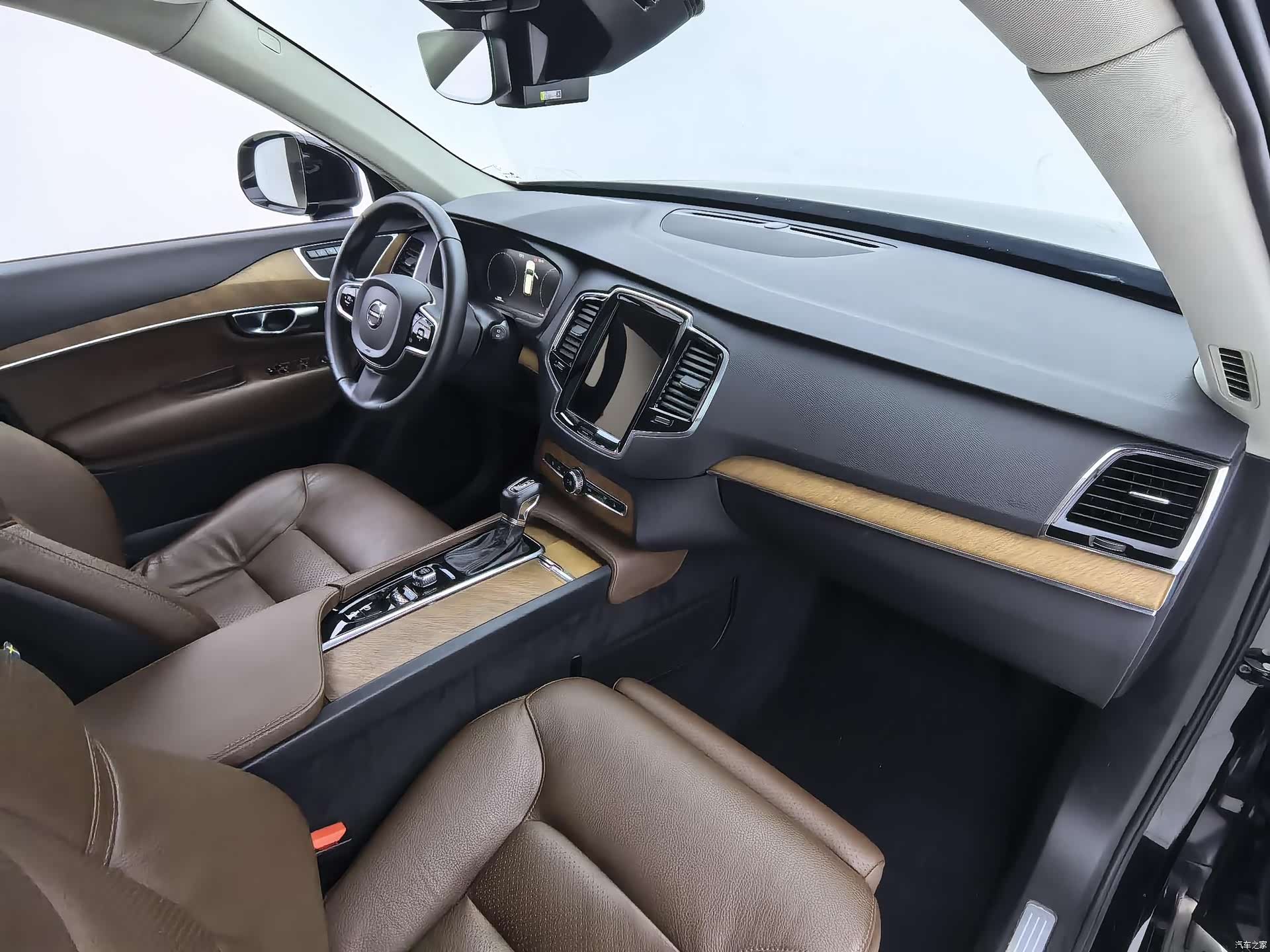 Volvo XC90, 2019 19