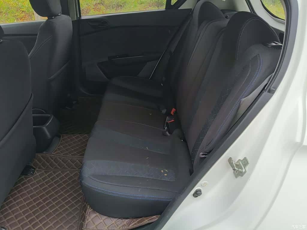 Wuling 310, 2020 17