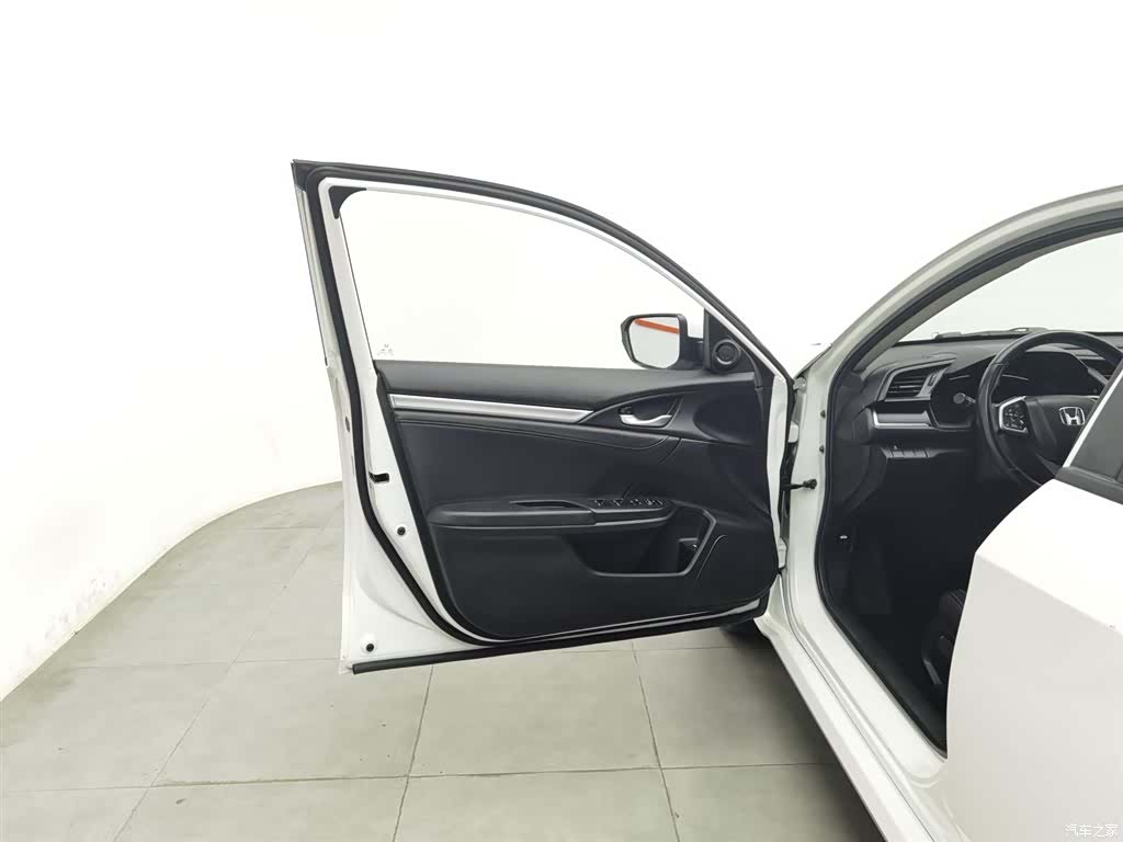 Honda Civic, 2019 8