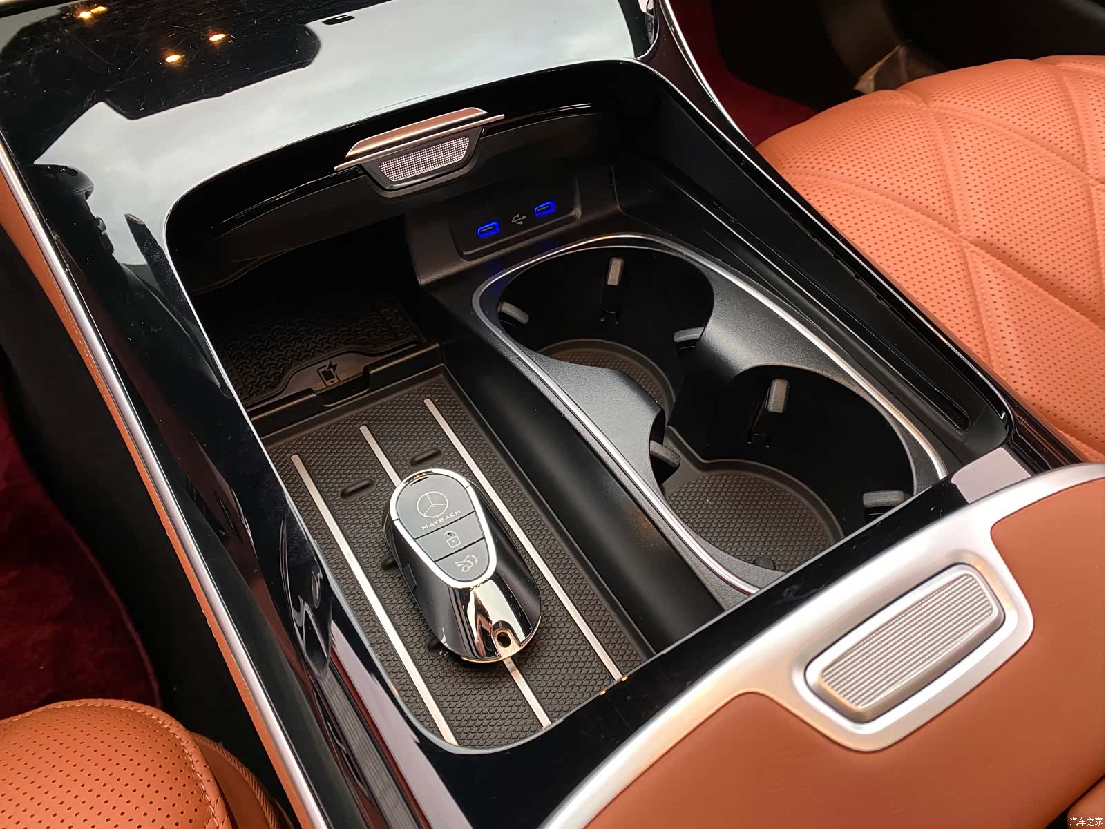 Maybach S-Class, 2023 25