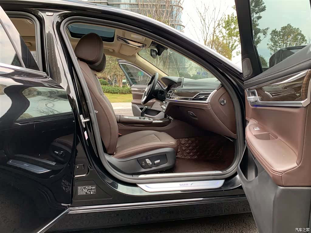 BMW 7 Series, 2021 10