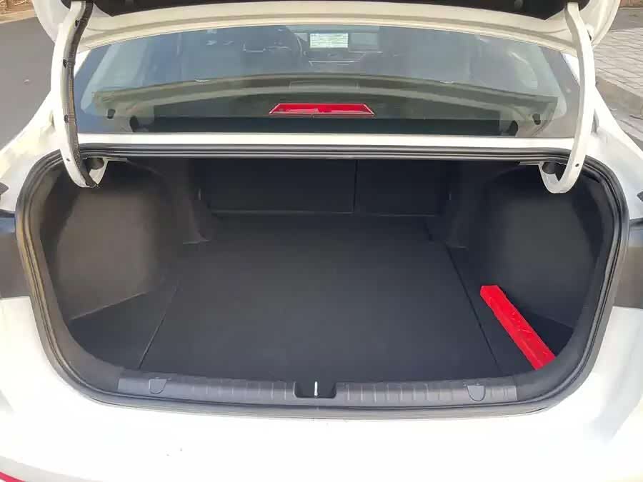 Geely Emgrand, 2022 6