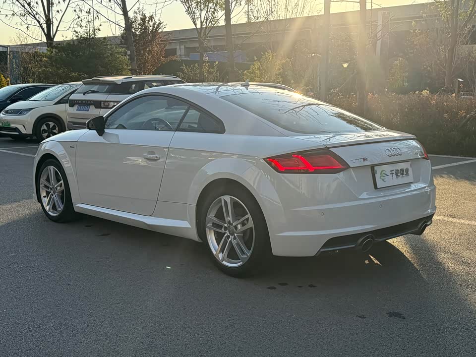 Audi TT